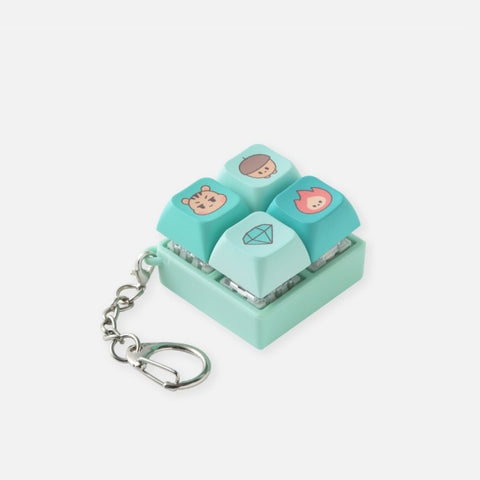 [PRE-ORDER] 2025 SHINee WORLD Ⅶ 'E.S.S.A.Y' Official MD - KEY CAP KEY RING